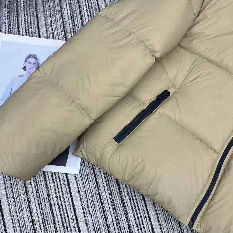 Pra*a down jacket
